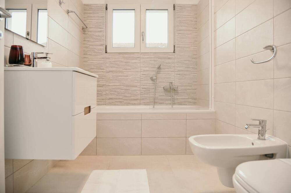 Photo of Bathroom in Agno