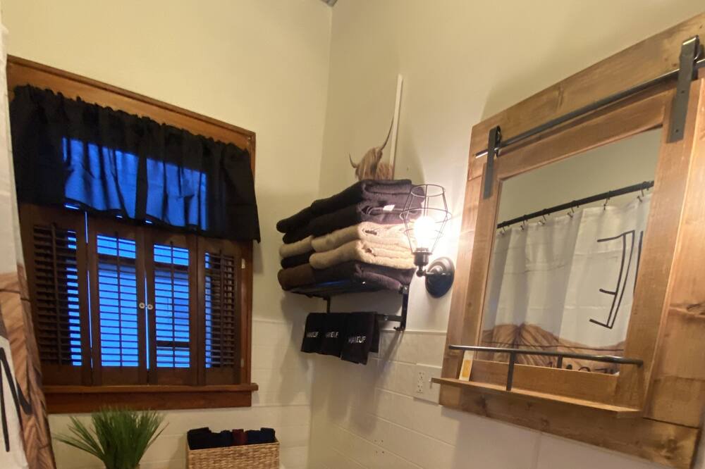 Photo of Bathroom in Haviland