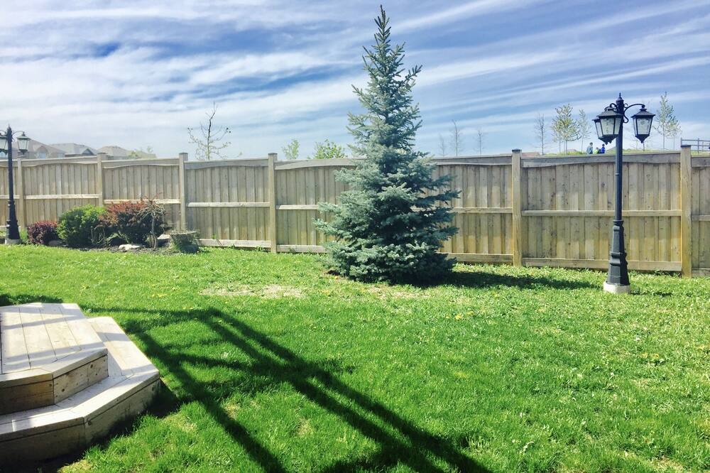 Photo of Outdoor in Richmond Hill