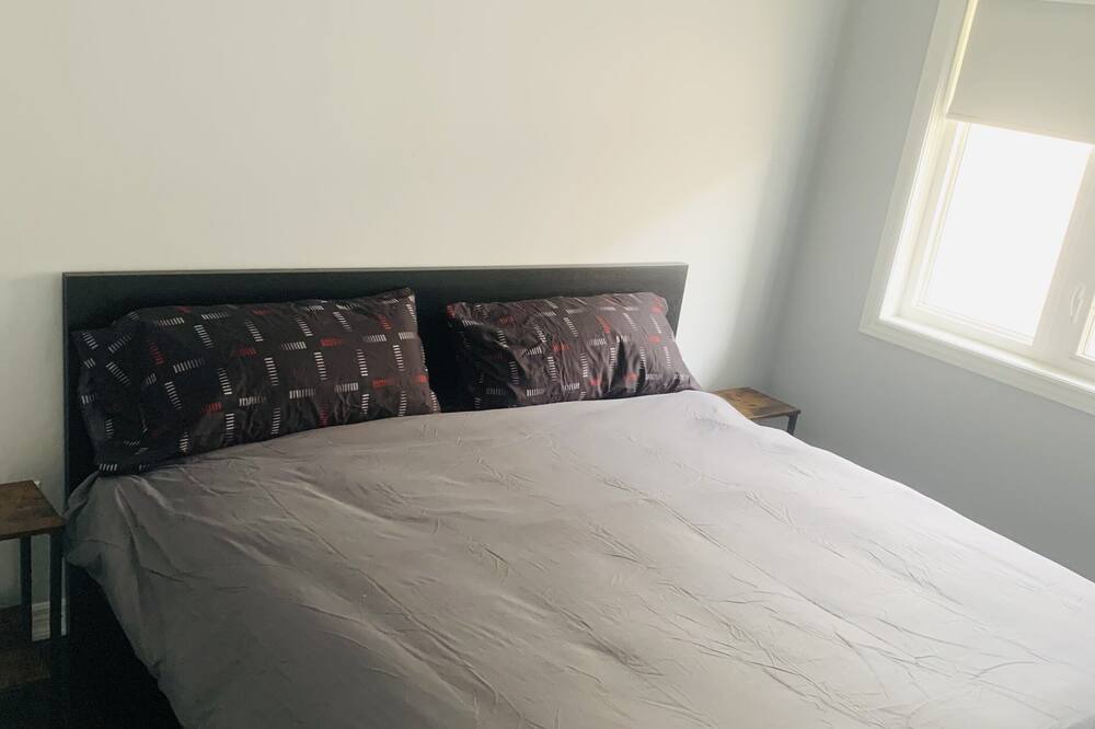 Photo of Bedroom in Richmond Hill