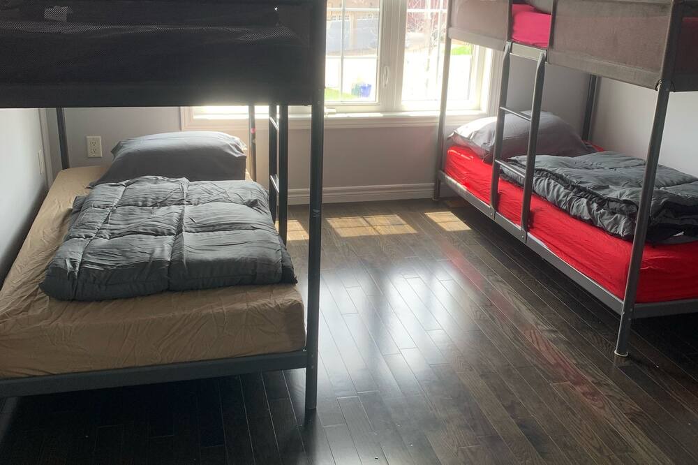 Photo of Bedroom in Richmond Hill