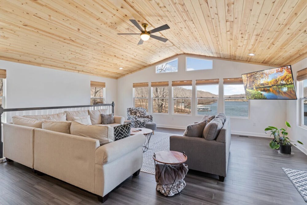Photo of Livingroom in Sunrise Beach