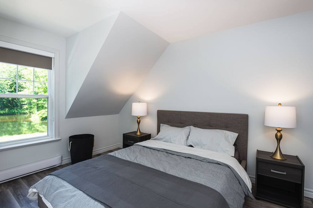 Photo of Bedroom in Chateau-Richer