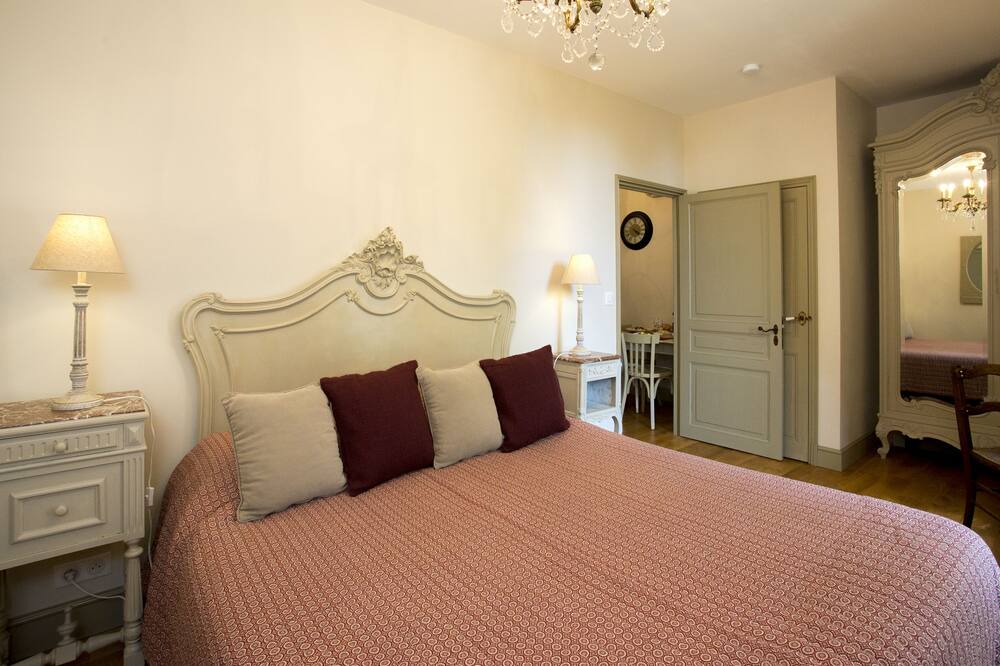 Photo of Bedroom in Condom