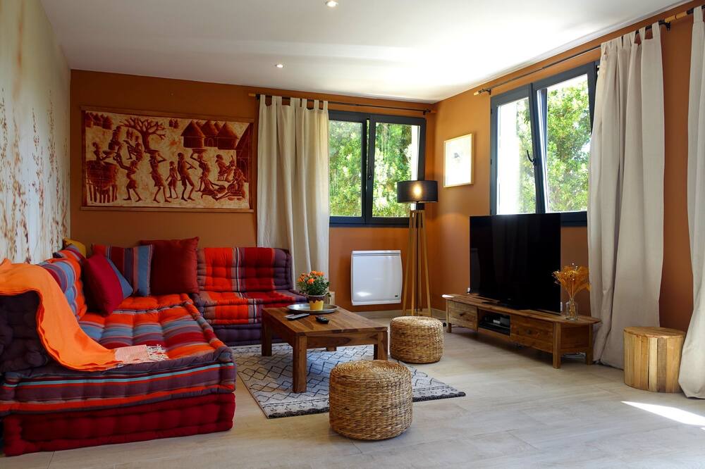 Photo of Livingroom in Laroque-des-Alberes