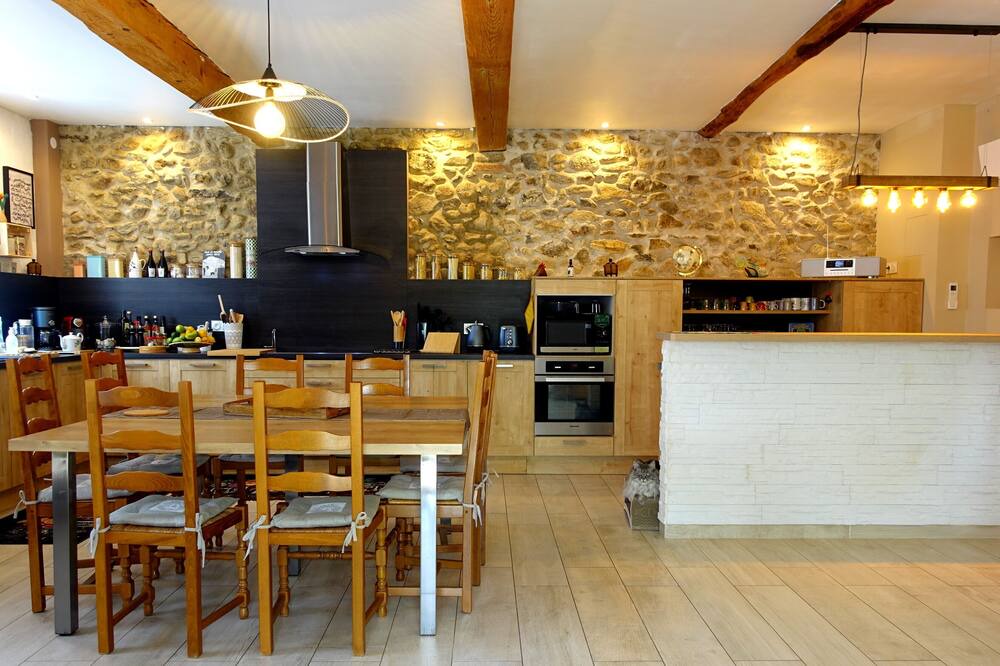 Photo of Kitchen in Laroque-des-Alberes