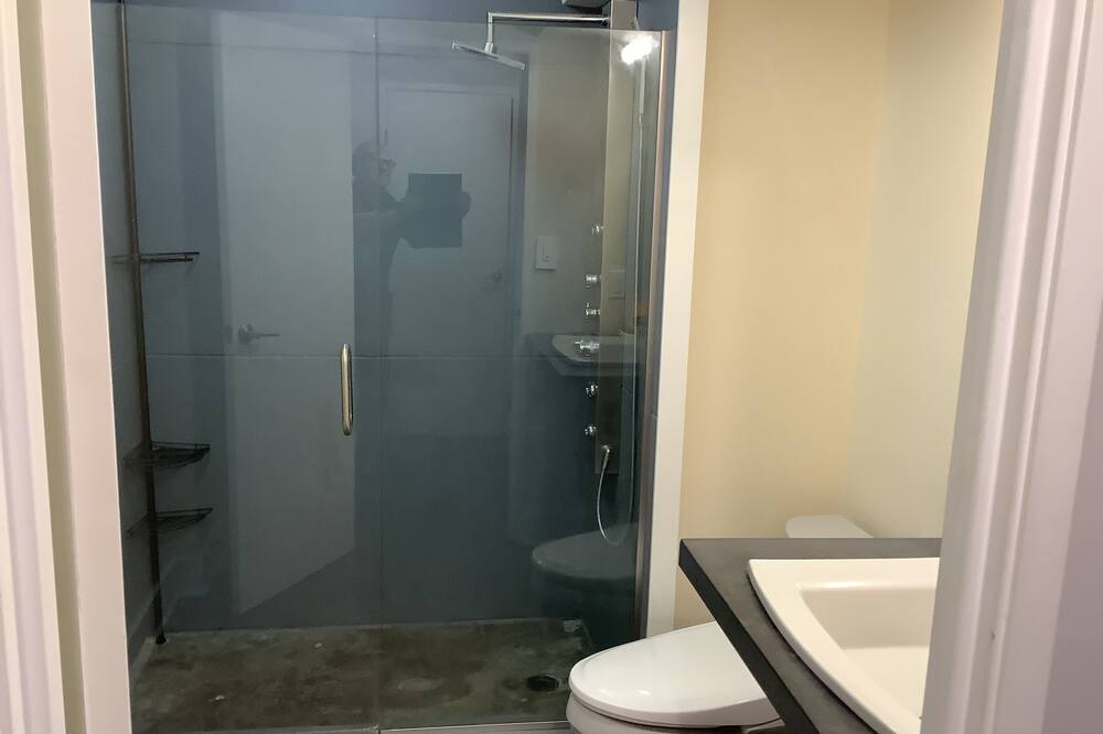 Photo of Bathroom in Northside