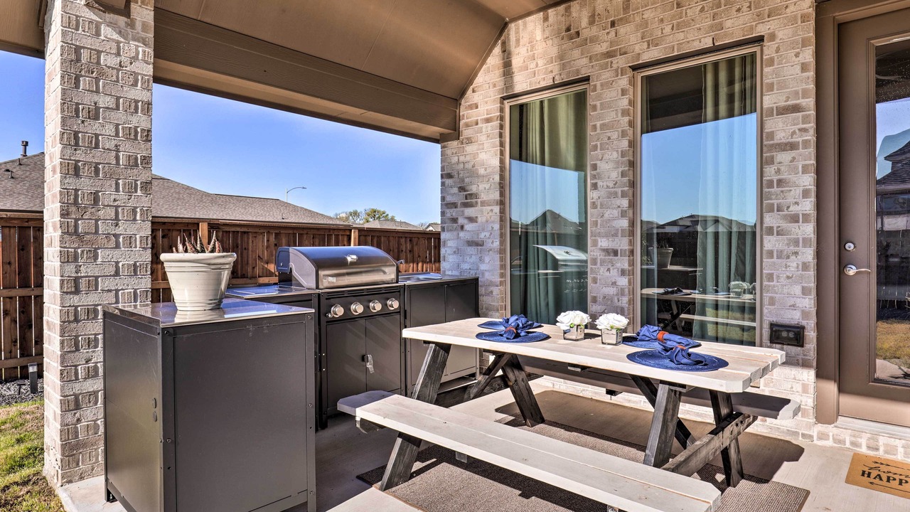 Photo of Outdoor in Manor