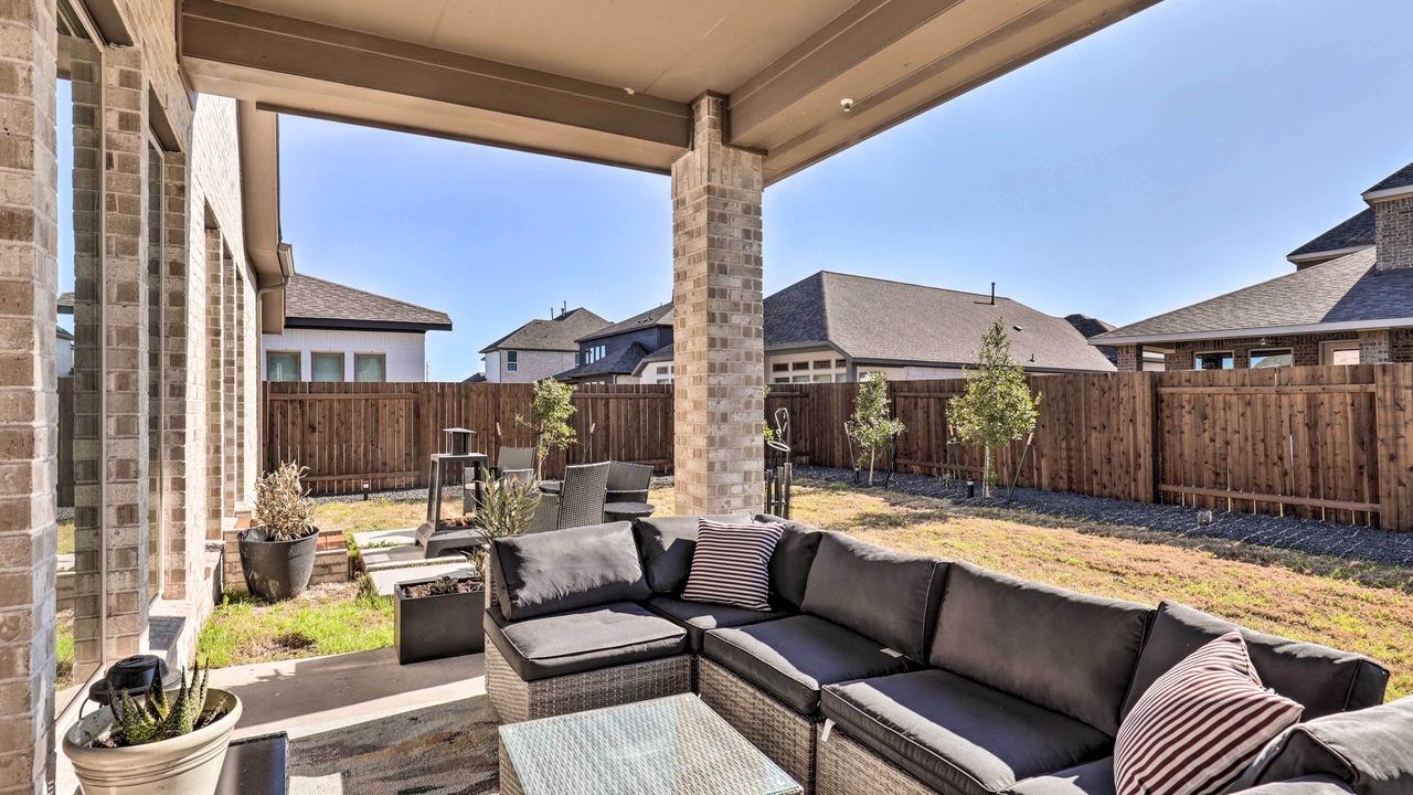 Photo of Outdoor in Manor