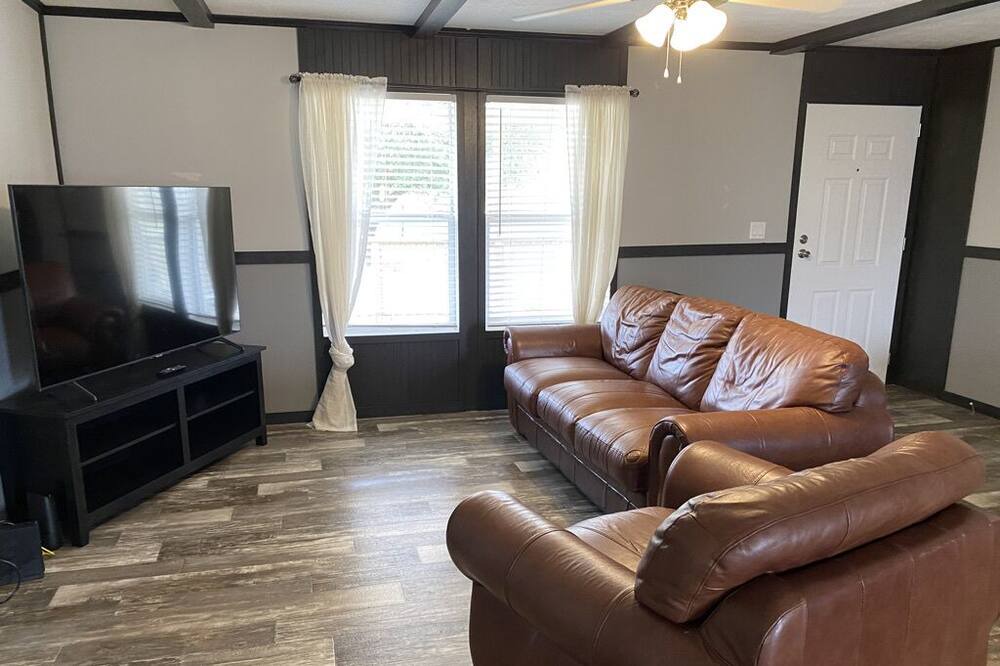 Photo of Livingroom in Del Valle
