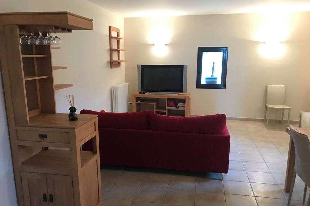 Photo of Livingroom in Saint-Ambroix