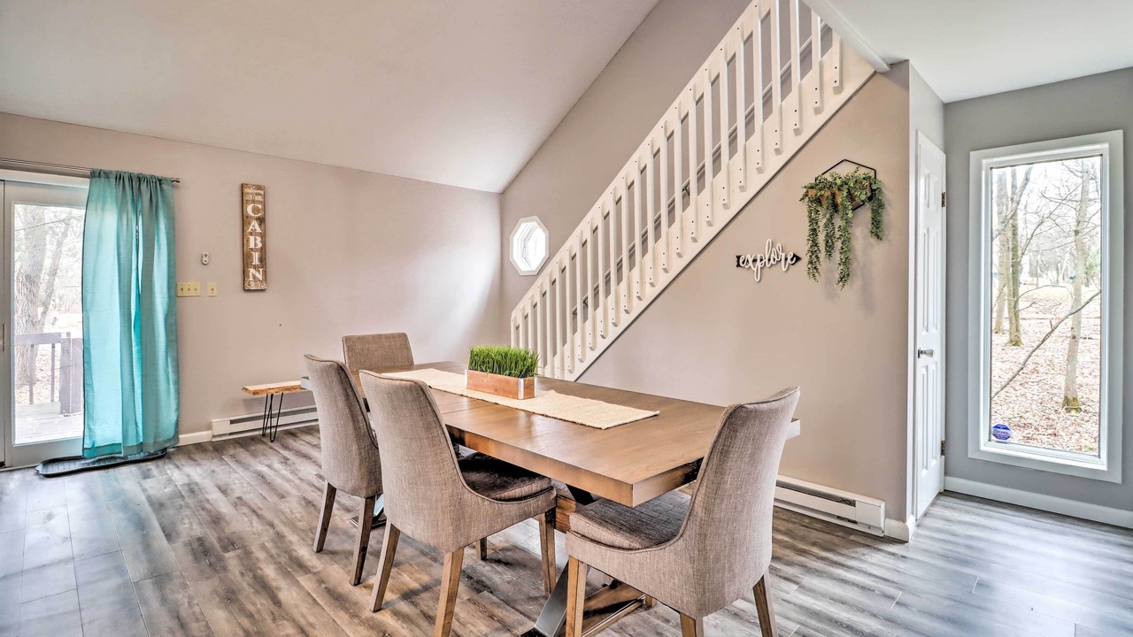 Photo of Others in Mount Pocahontas