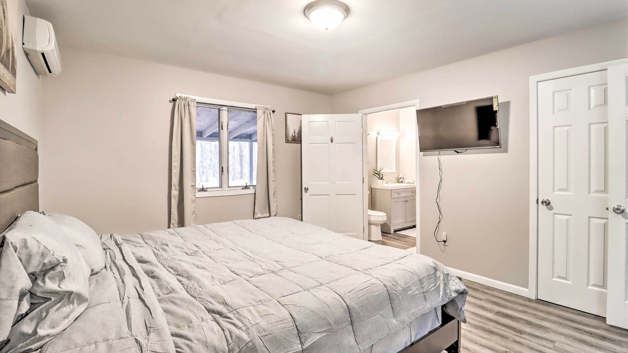 Photo of Others in Mount Pocahontas