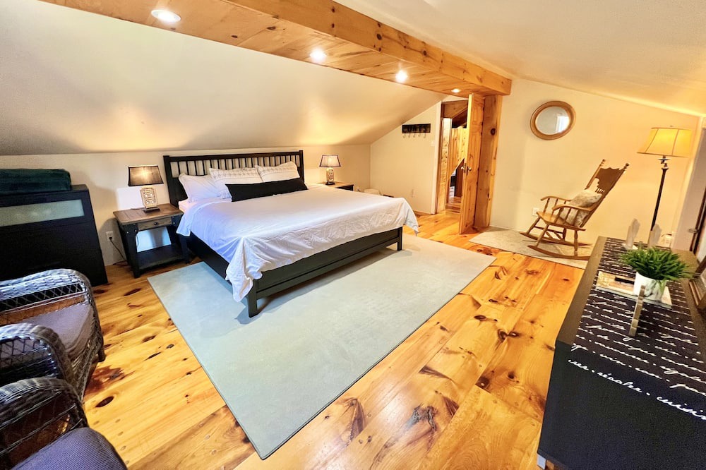 Photo of Bedroom in Parry Sound