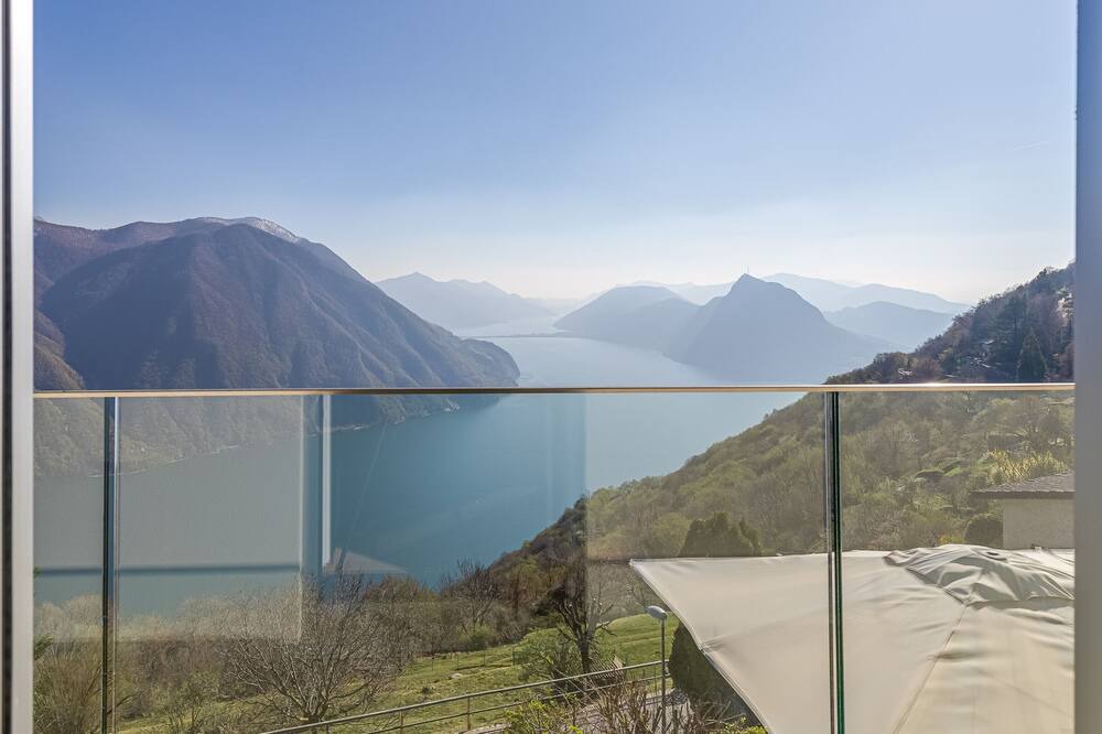 Photo of Patio Balcony in Bre