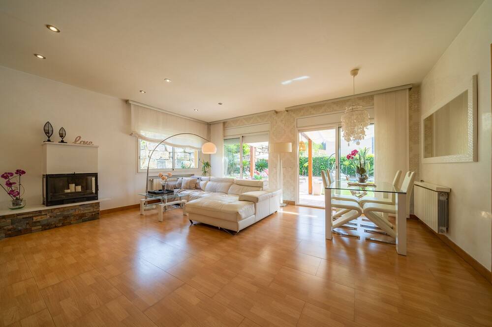 Photo of Livingroom in Condado del Jaruco