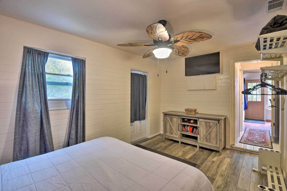 Photo of Bedroom in Seaside Homes