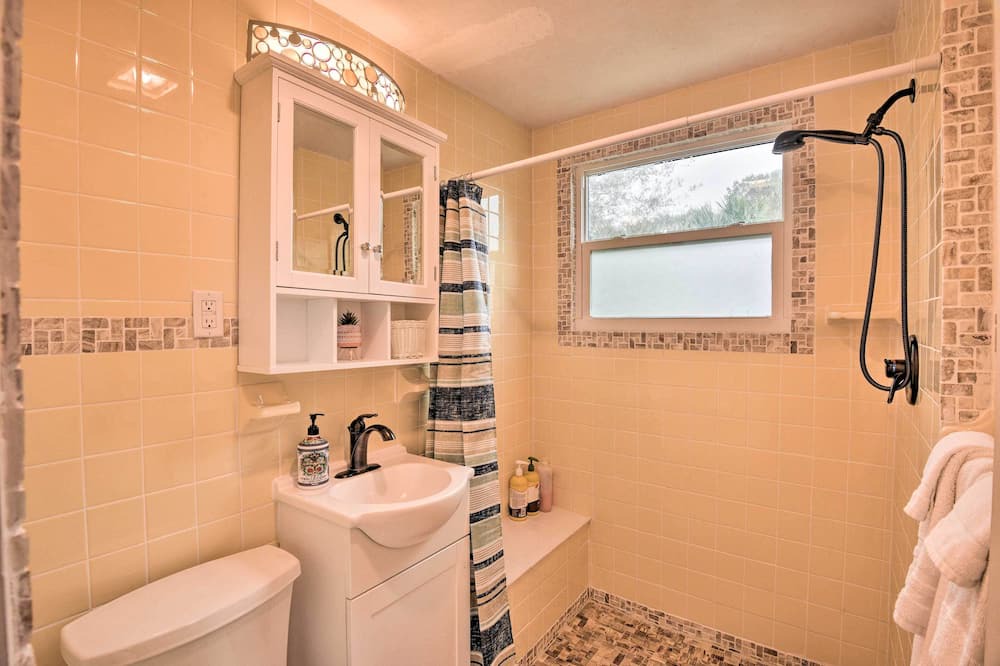 Photo of Bathroom in Seaside Homes