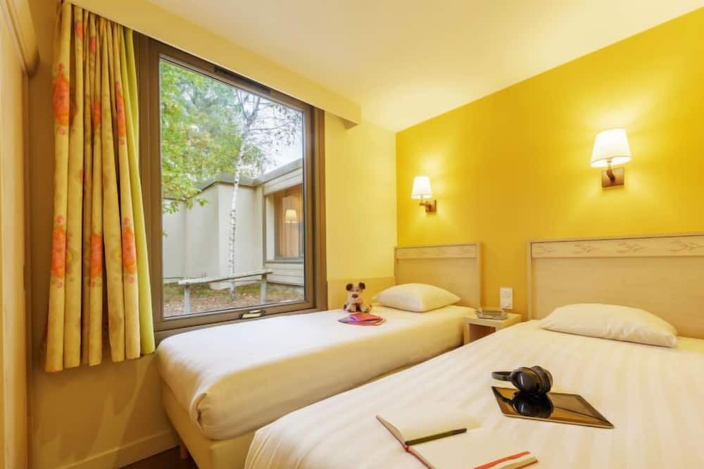 Photo of Bedroom in Chaumont-sur-Tharonne