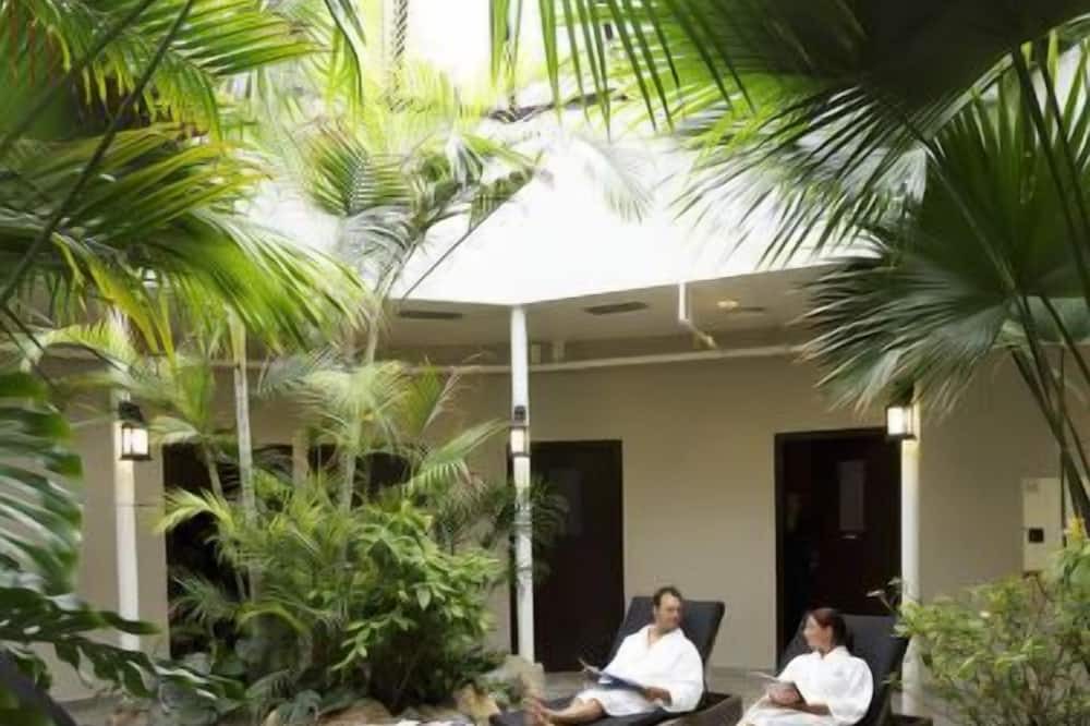 Photo of Others in Chaumont-sur-Tharonne