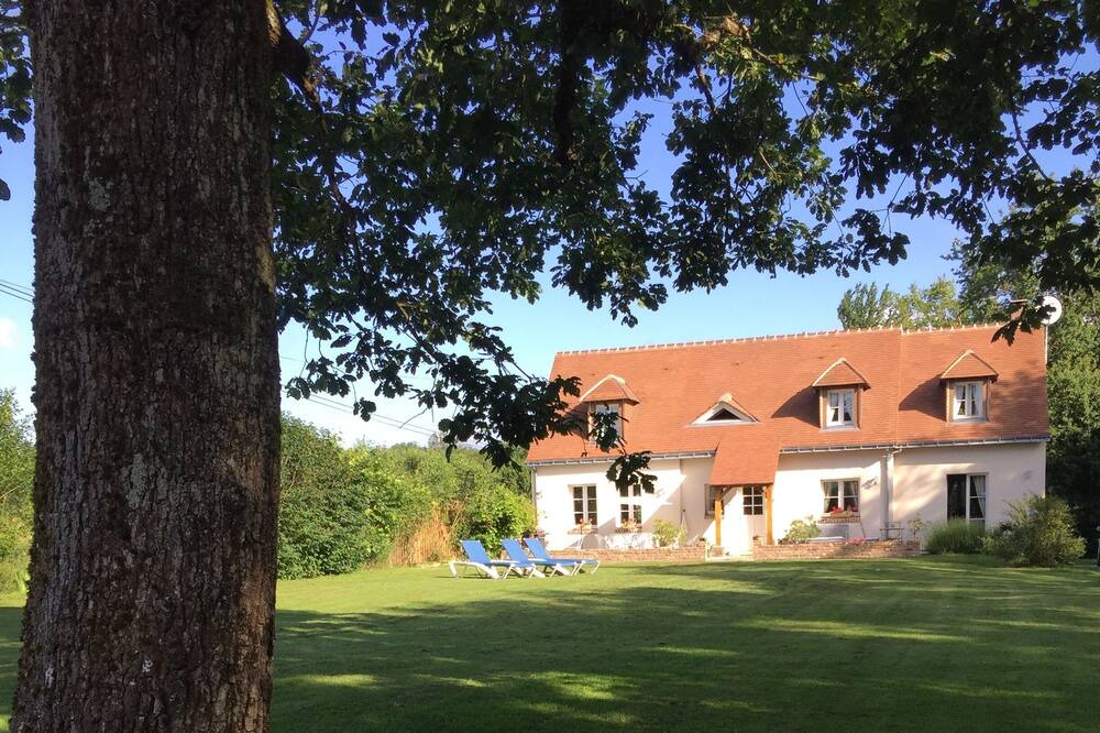 Photo of Outdoor in Dame-Marie-les-Bois