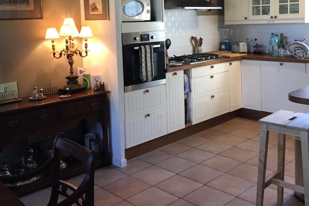 Photo of Kitchen in Dame-Marie-les-Bois