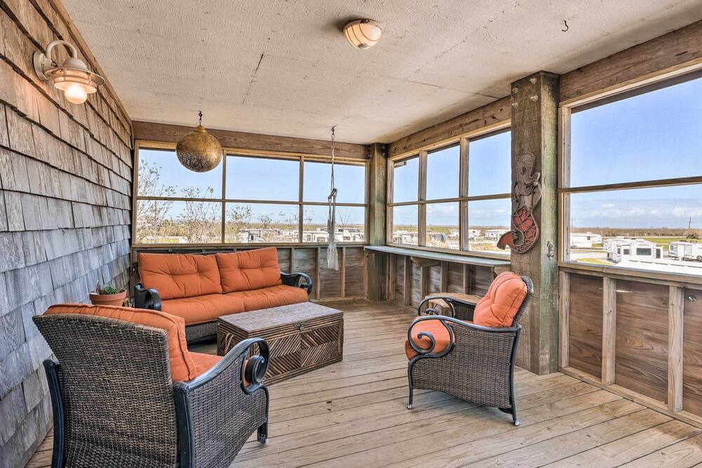 Photo of Outdoor in Crystal Beach