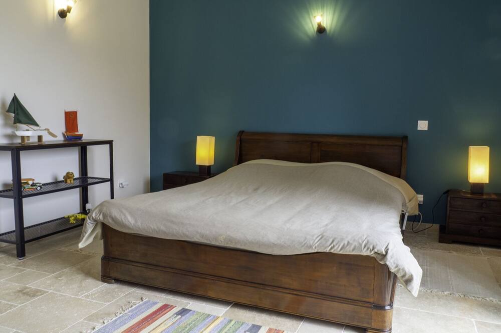 Photo of Bedroom in Saint-Victor-des-Oules