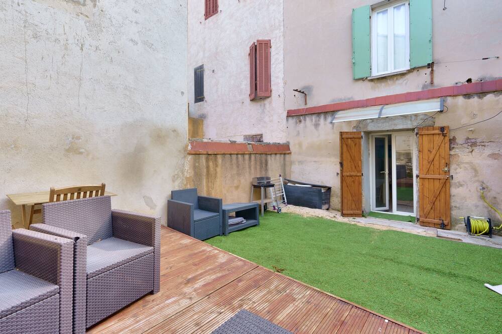 Photo of Patio Balcony in 16th Arrondissement