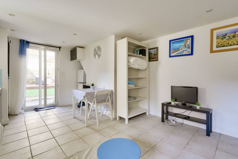 Photo of Livingroom in 16th Arrondissement