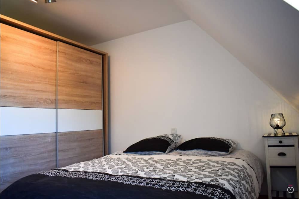 Photo of Bedroom in Fontaine-la-Louvet