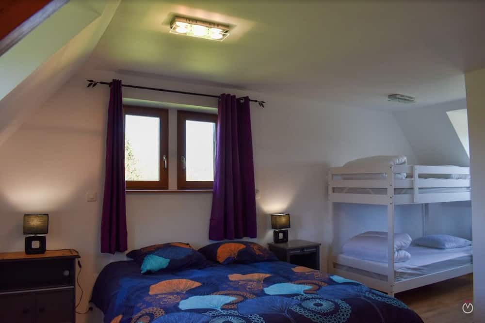 Photo of Bedroom in Fontaine-la-Louvet