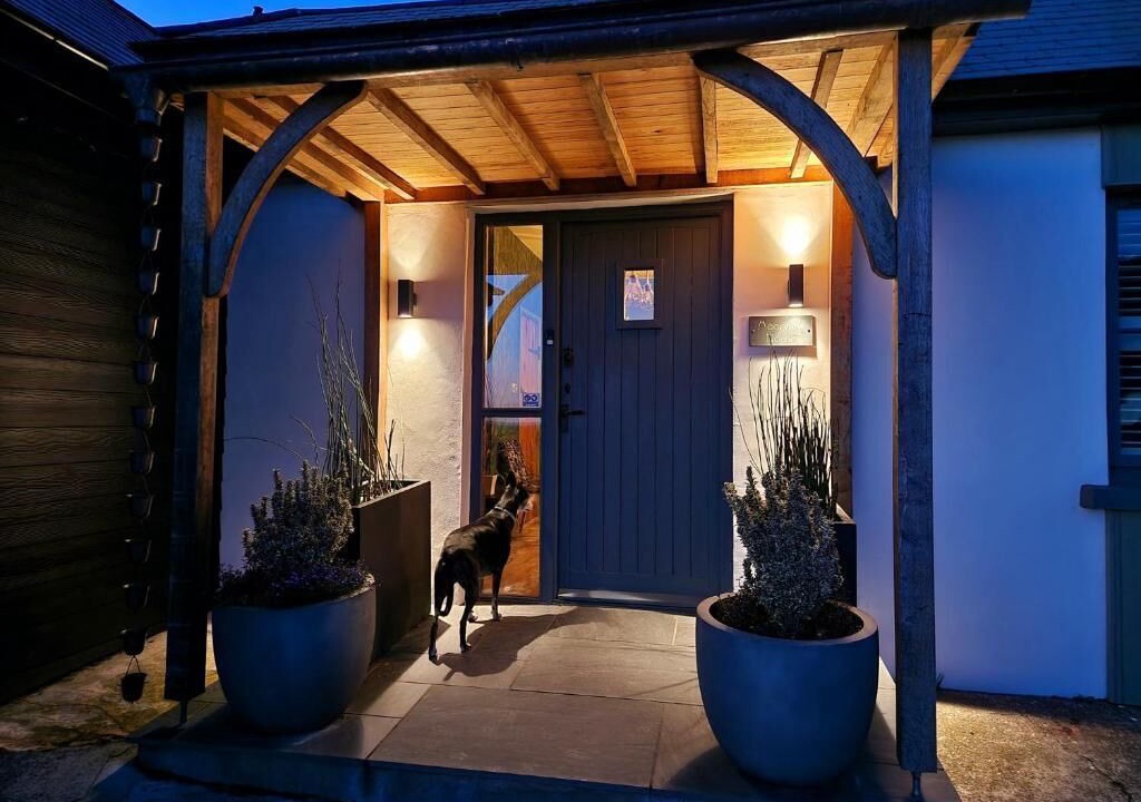 Photo of Outdoor in Westleigh