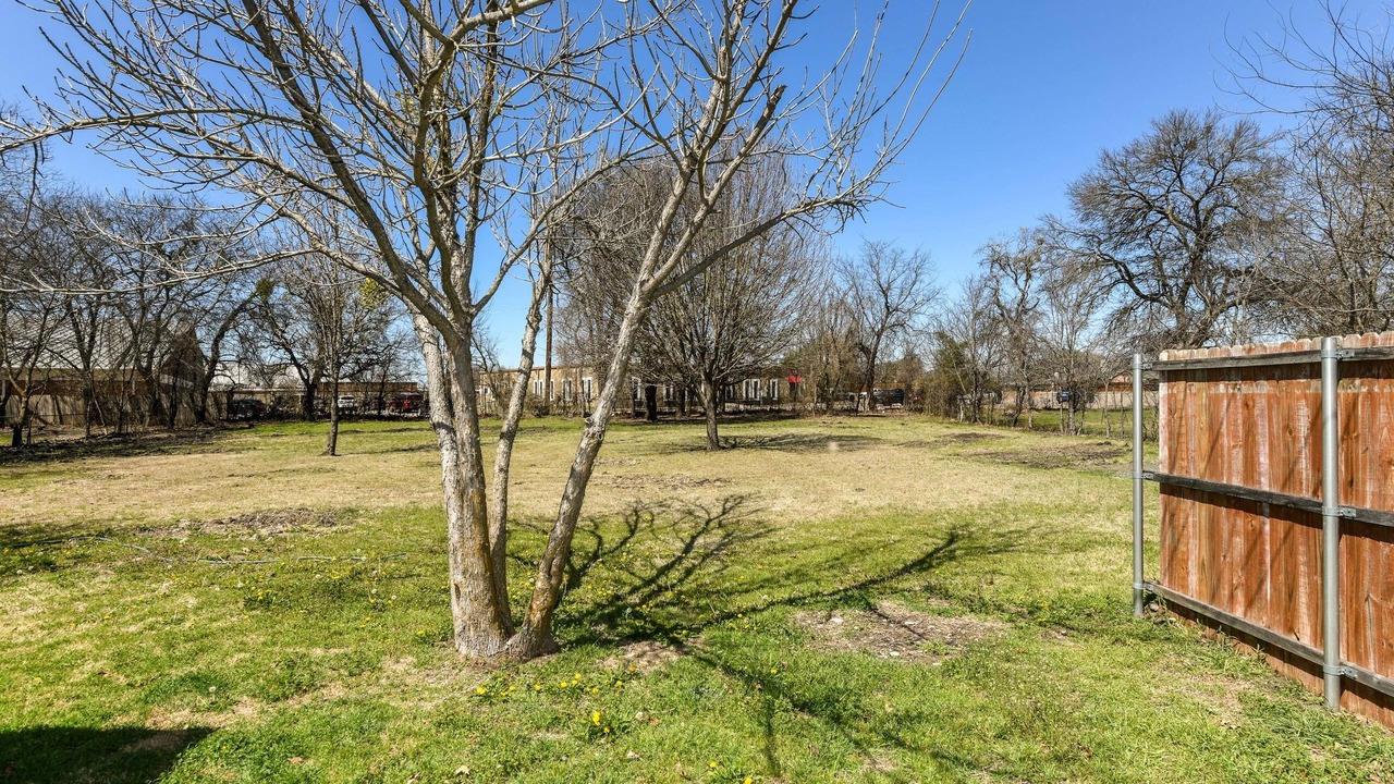 Photo of Outdoor in Red Oak