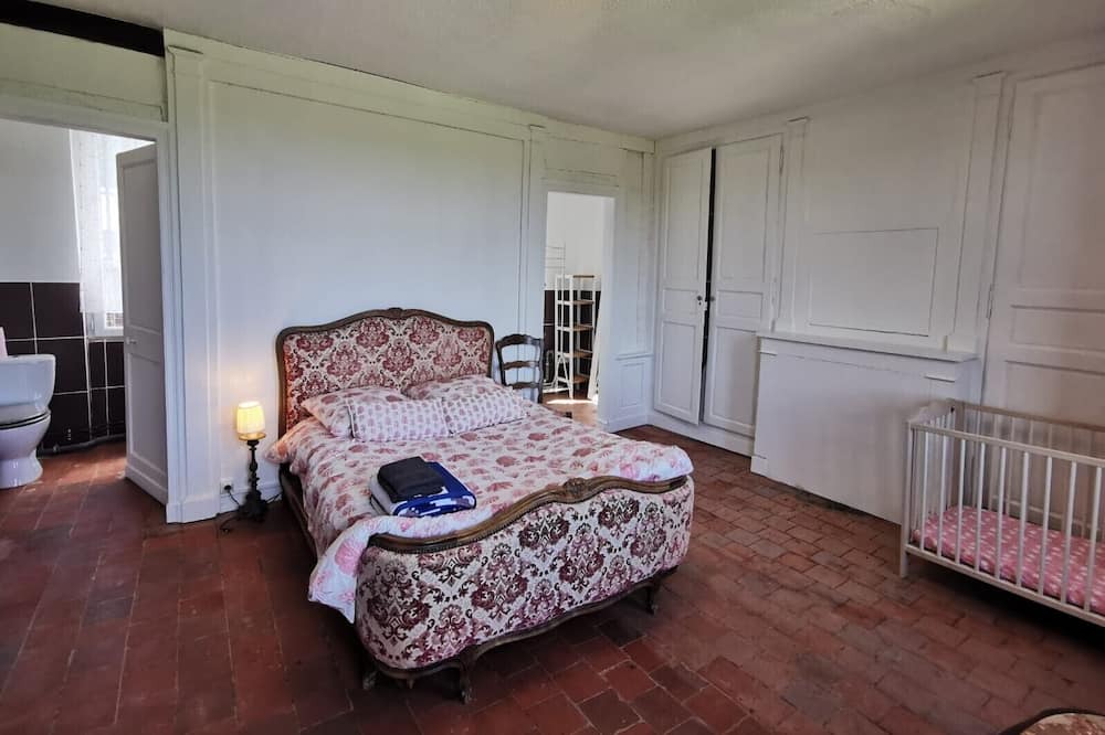 Photo of Bedroom in Saint-Desir