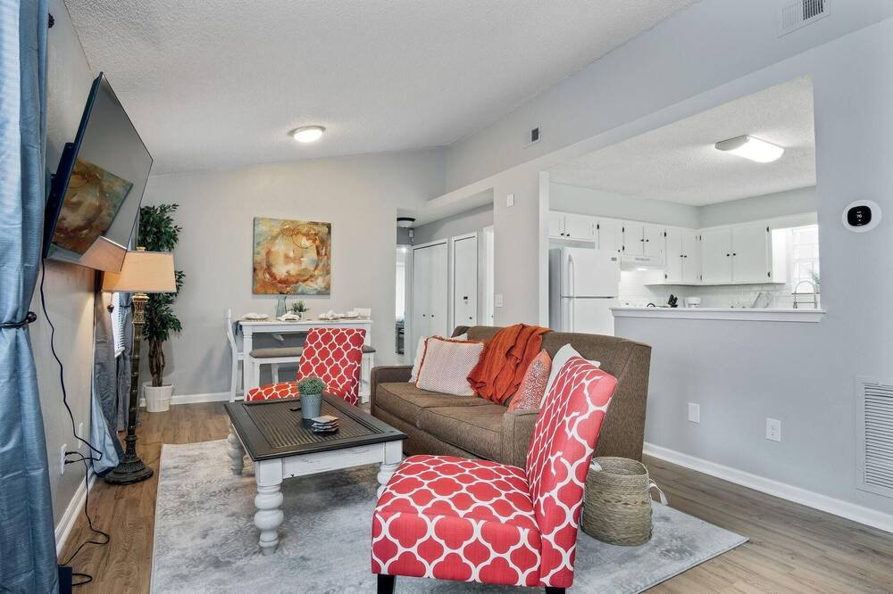 Photo of Livingroom in Hyde Park