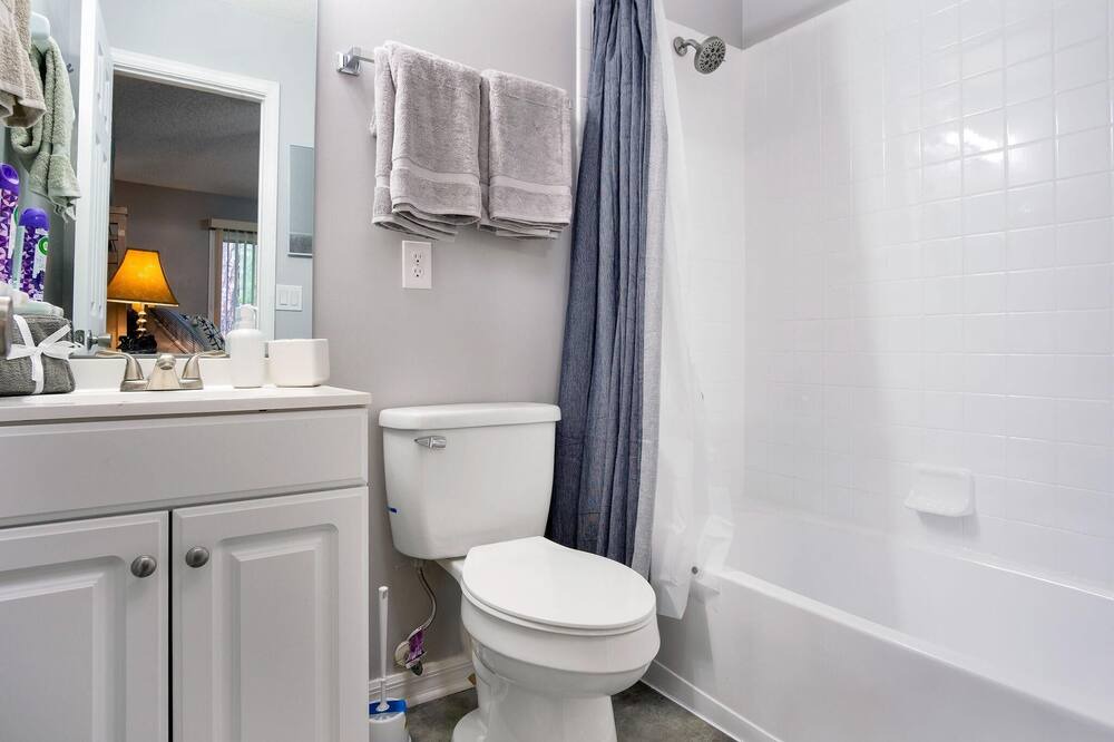 Photo of Bedroom in Hyde Park