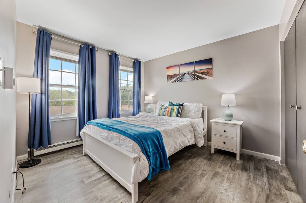 Photo of Bedroom in Yorkville