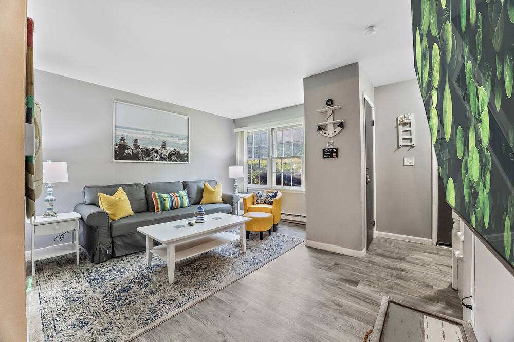 Photo of Livingroom in Yorkville