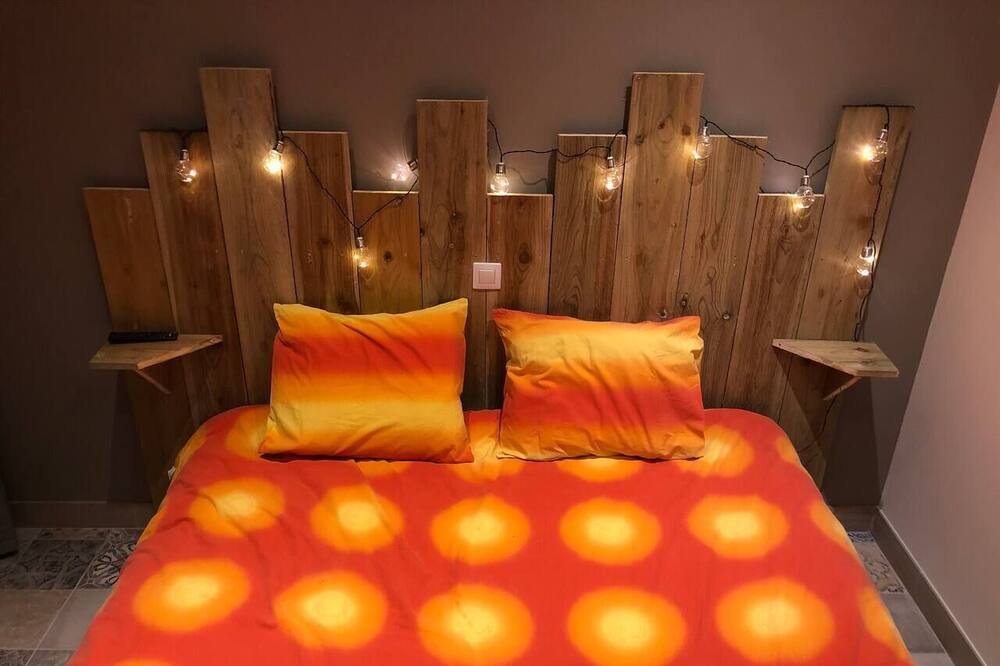 Photo of Bedroom in Clermont-Creans