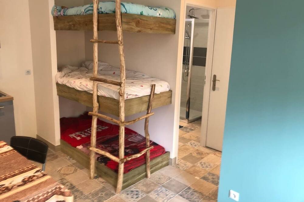 Photo of Bedroom in Clermont-Creans