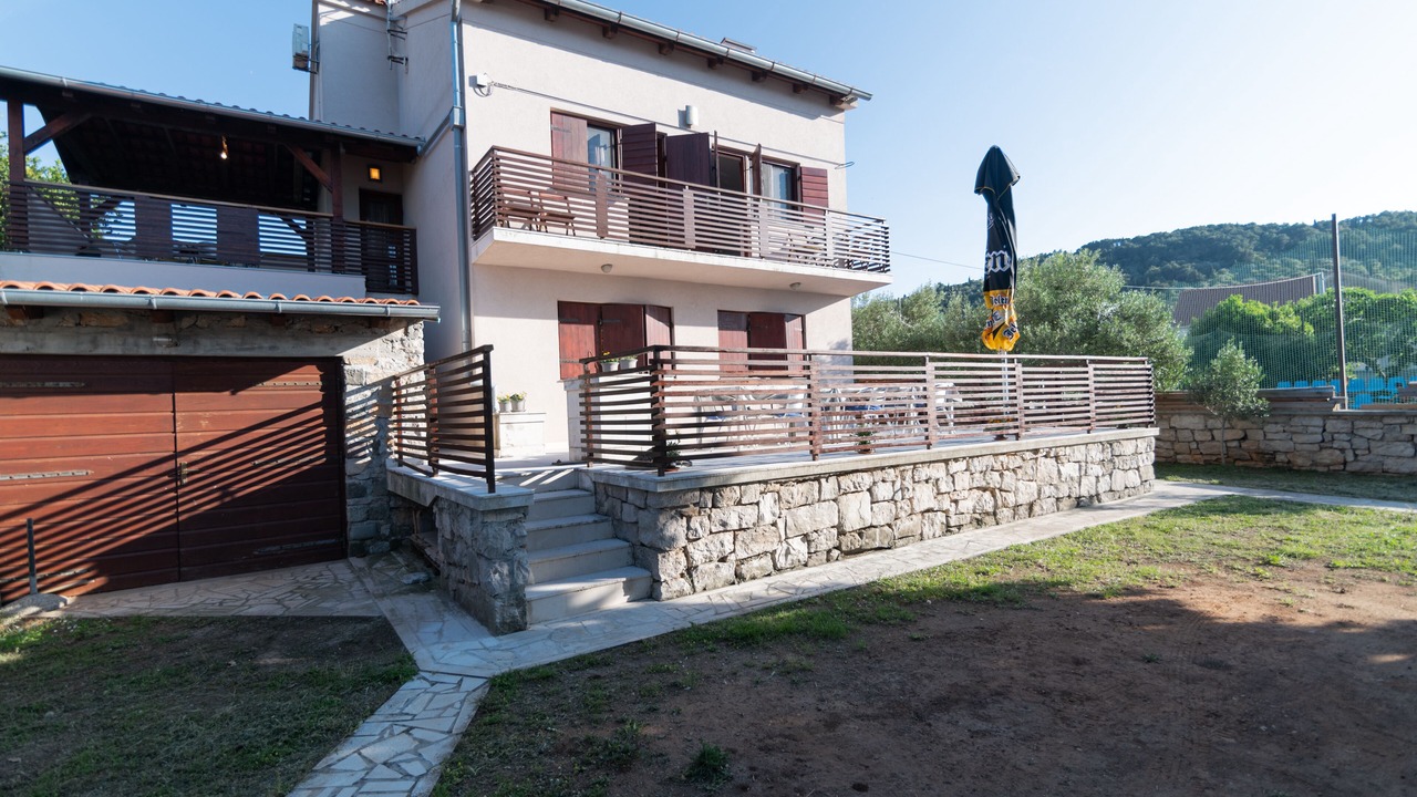 Photo of Outdoor in Preko