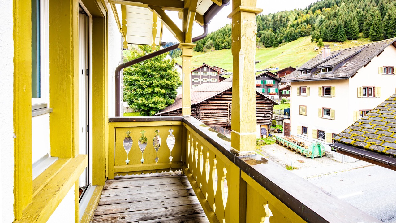 Photo of Bedroom in Curaglia