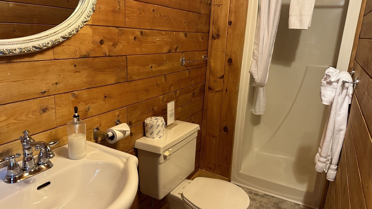 Photo of Bathroom in Sheguiandah