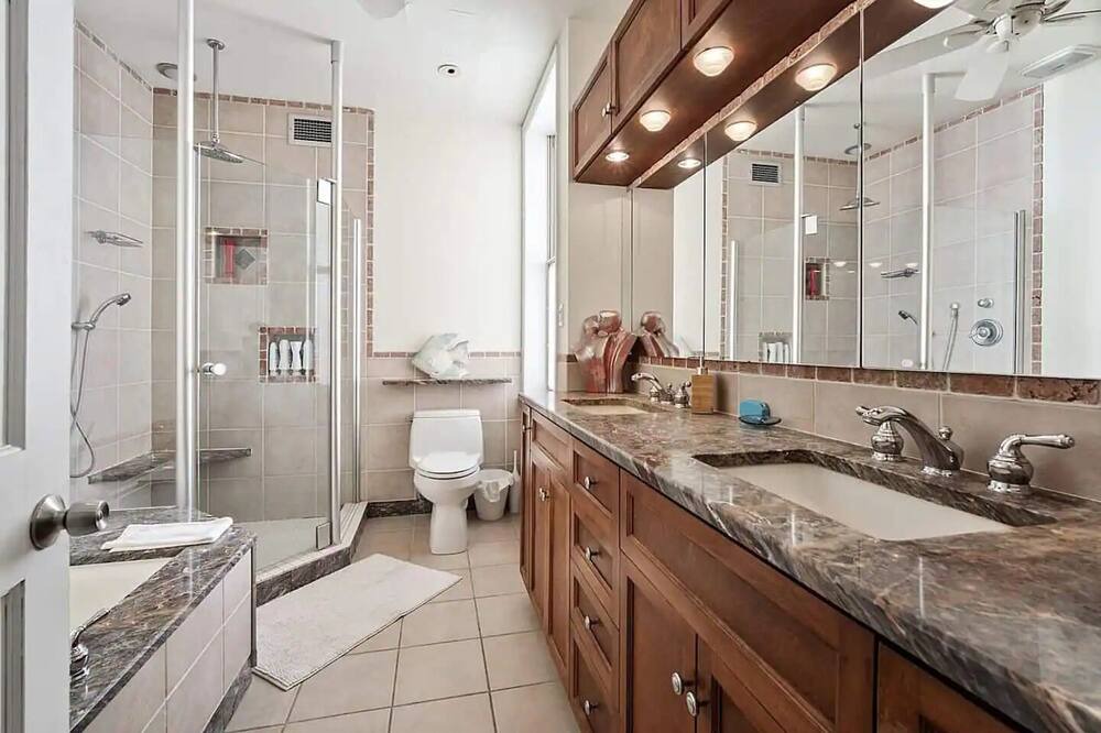 Photo of Bathroom in Pocono Pines