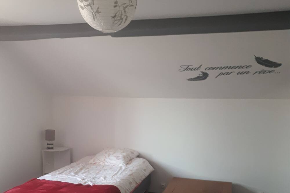Photo of Bedroom in Etaules