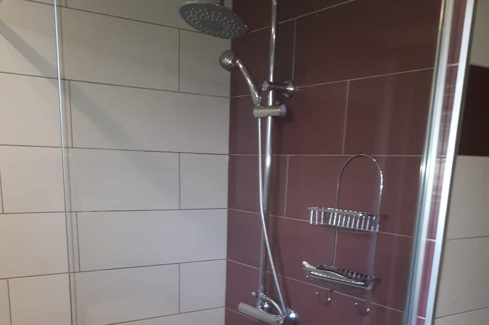 Photo of Bathroom in Etaules