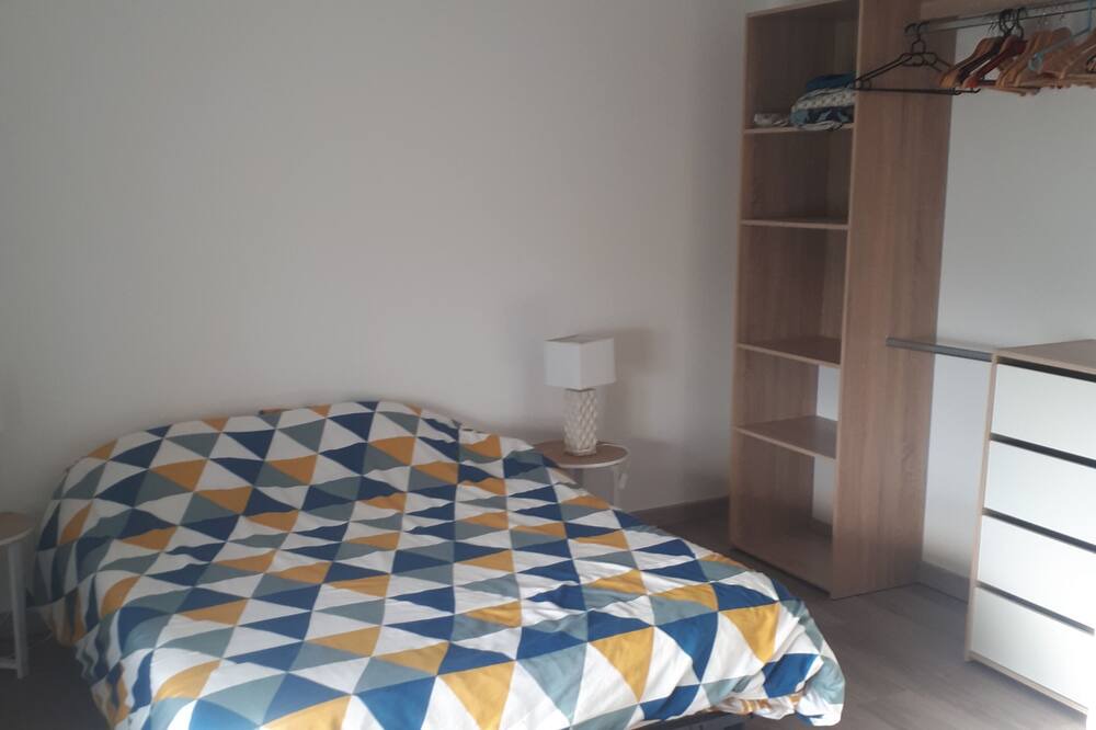 Photo of Bedroom in Etaules