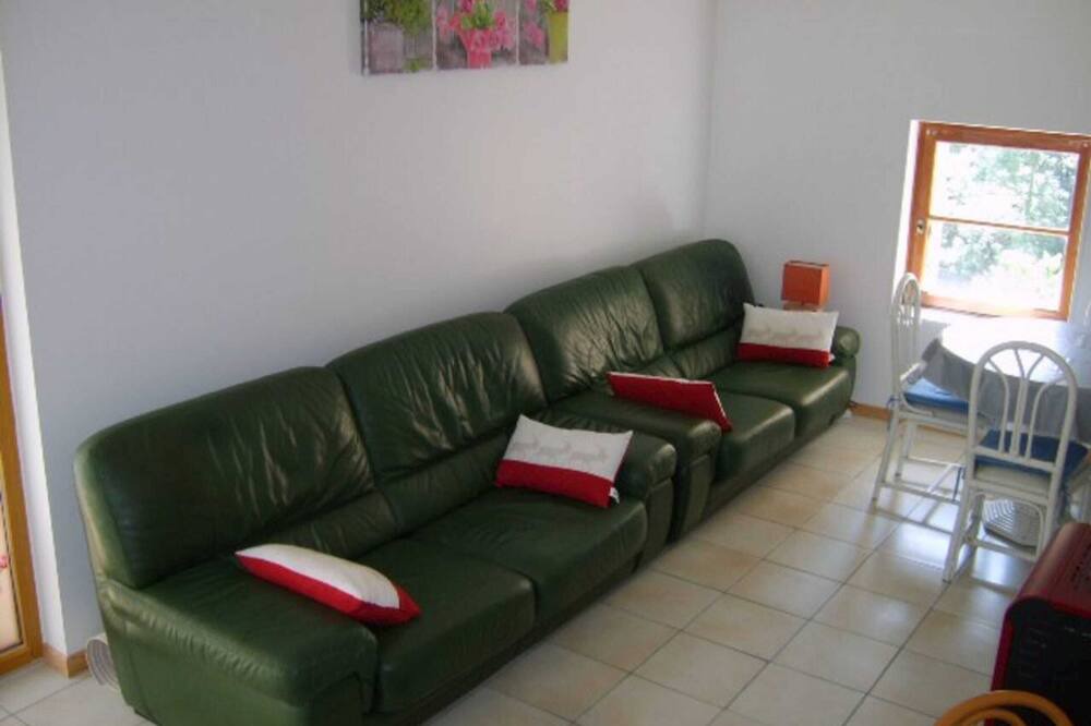 Photo of Livingroom in Auzon