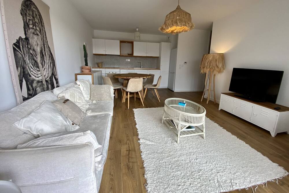 Photo of Livingroom in Arbonne